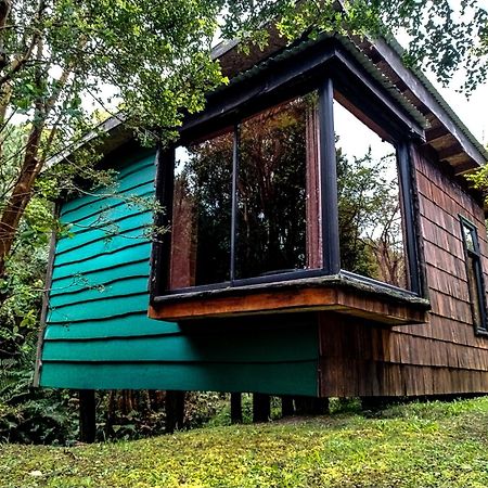 Hostal & Cabanas Luna Del Sur Cucao Екстер'єр фото