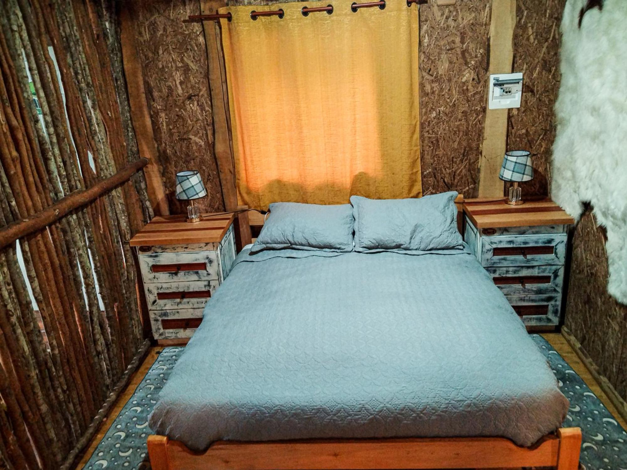 Hostal & Cabanas Luna Del Sur Cucao Екстер'єр фото